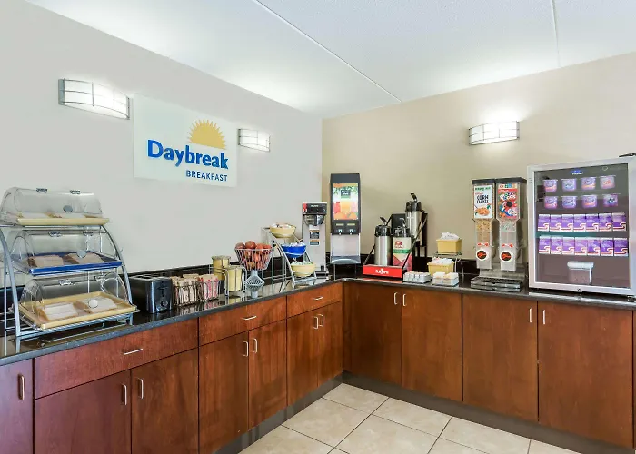 Days By Wyndham Salem North Motel