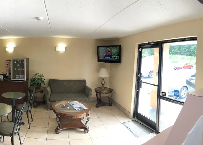 Motel Days By Wyndham Salem North 2*