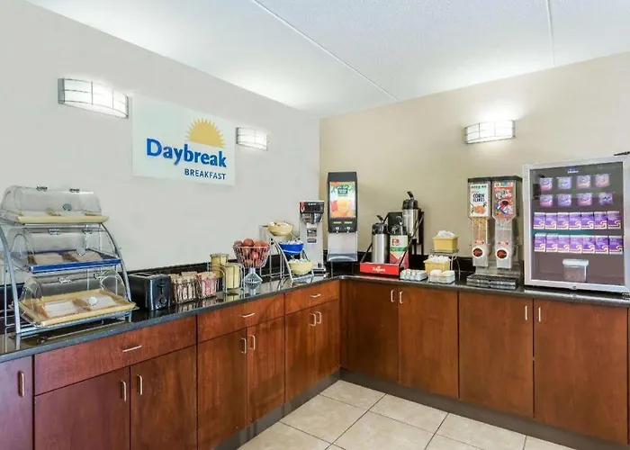 Days By Wyndham Salem North