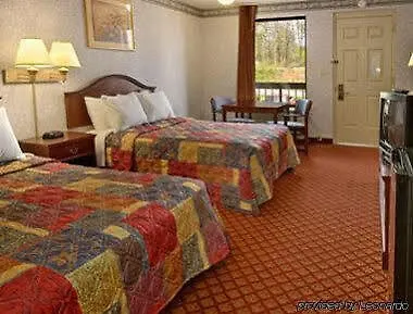 Motel Days By Wyndham Salem North 2*